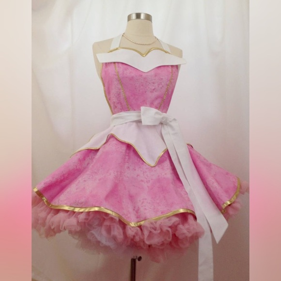 Disney Other - Aurora Costume Apron